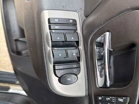 Used 2012 Chevrolet Silverado 2500 LTZ w/ LTZ Plus Package AWD/4WD image 18