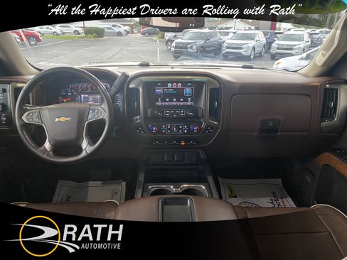 Used 2014 Chevrolet Silverado 1500 High Country w/ High Country Premium Package AWD/4WD image 15