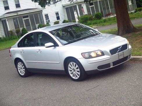 Used 2005 Volvo S40 2.4i FWD image 24