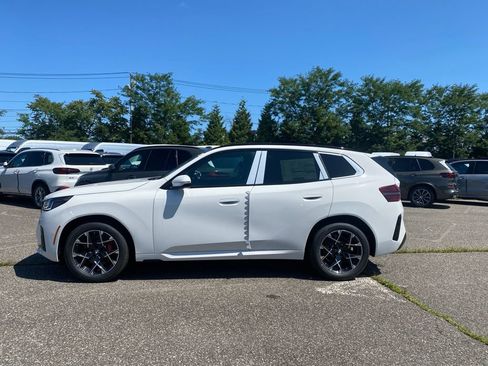 New 2026 BMW X3 xDrive30i w/ M Sport Package AWD/4WD image 4