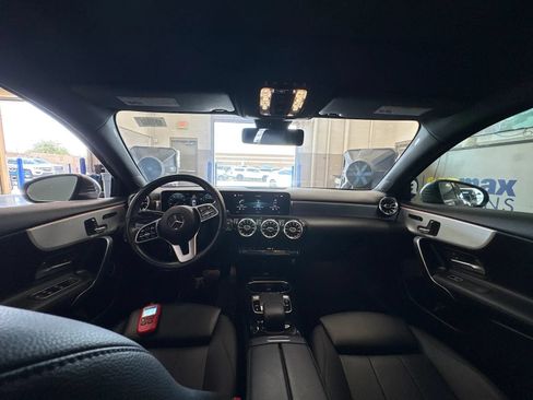 Used 2019 Mercedes-Benz A 220 image 13