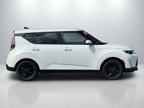Certified 2024 Kia Soul LX w/ Option Group 015 FWD image 8