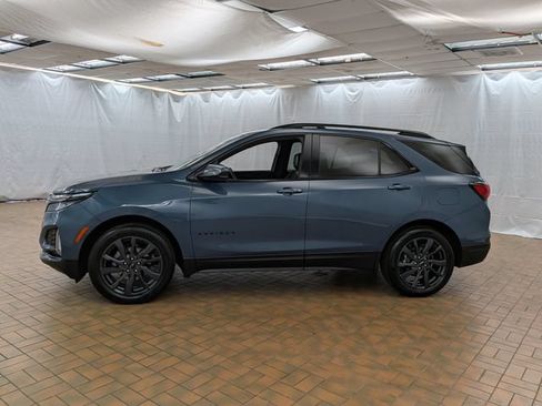 Used 2024 Chevrolet Equinox RS w/ LPO, Floor Liner Package FWD image 4