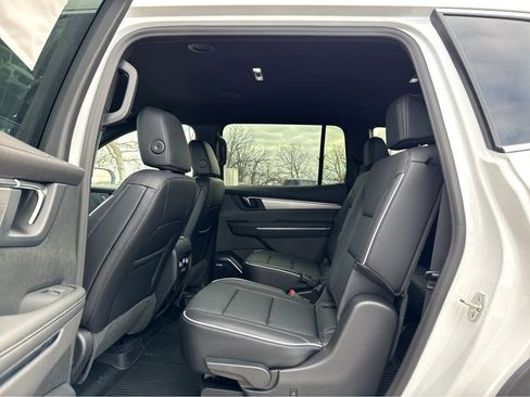 New 2026 Buick Enclave Preferred w/ Power Package FWD image 8