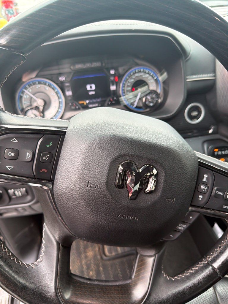 Used 2022 RAM 1500 Limited AWD/4WD image 5