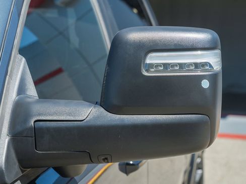 New 2026 RAM 1500 Laramie AWD/4WD image 17