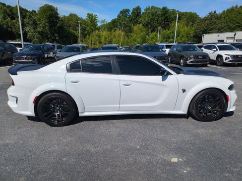 Used 2023 Dodge Charger SRT Hellcat w/ Harman/Kardon Audio Group RWD image 8