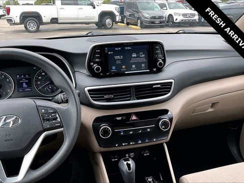 Used 2019 Hyundai Tucson Value FWD image 9