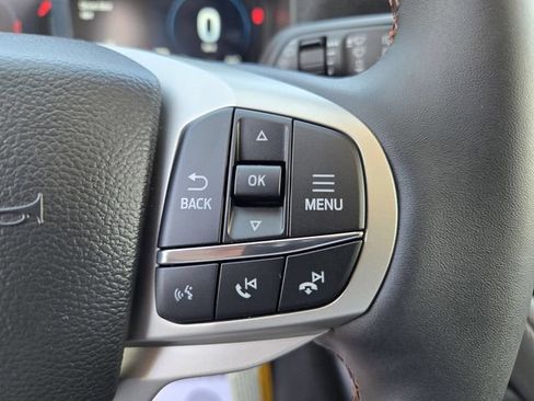 New 2026 Ford Explorer Active w/ Active Comfort Package RWD image 16