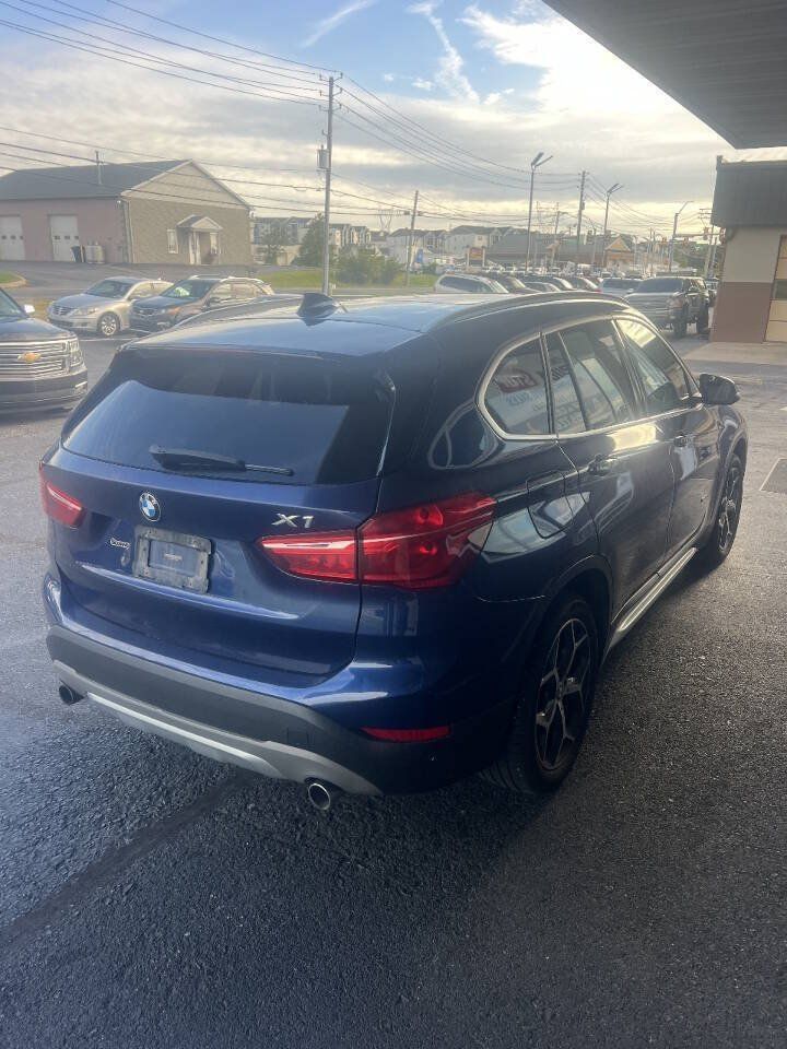 Used 2017 BMW X1 xDrive28i AWD/4WD image 4