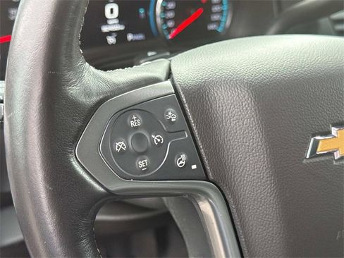 Used 2019 Chevrolet Suburban Premier image 38