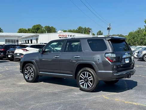 Used 2020 Toyota 4Runner Limited AWD/4WD image 3