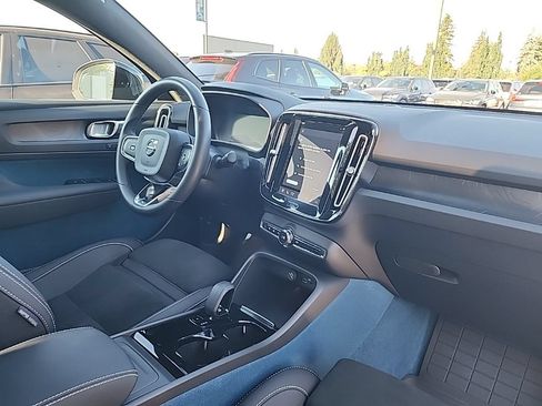 Used 2023 Volvo C40 P8 Recharge Plus w/ Protection Package Premier AWD/4WD image 21