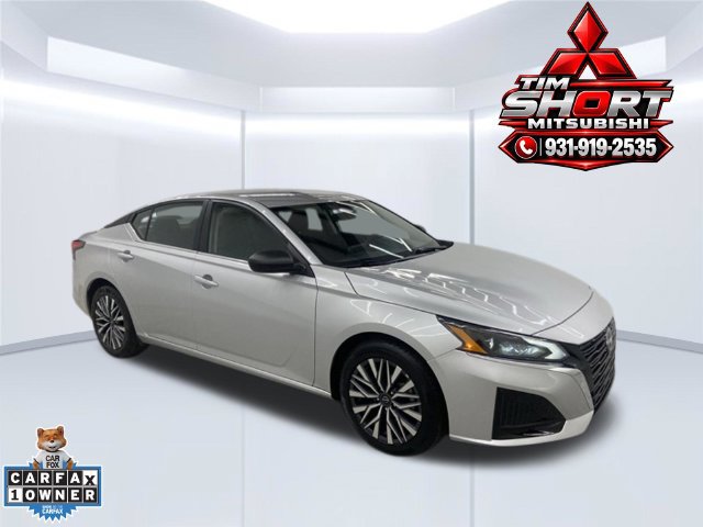 Used 2025 Nissan Altima 2.5 SV FWD image 1