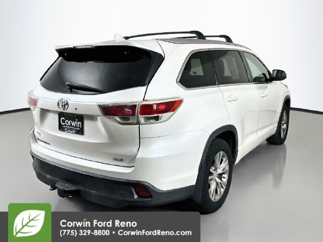 Used 2015 Toyota Highlander XLE AWD/4WD image 9