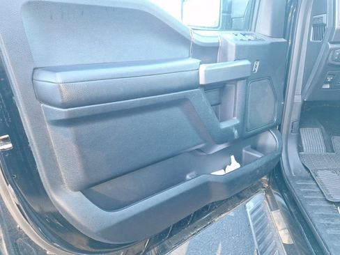 Used 2018 Ford F150 XLT w/ Equipment Group 302A Luxury image 8