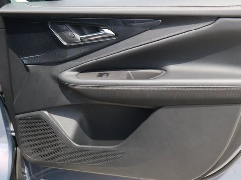 Used 2024 Chevrolet Blazer EV LT image 19