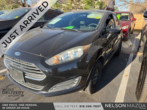 Used 2016 Ford Fiesta S image 1