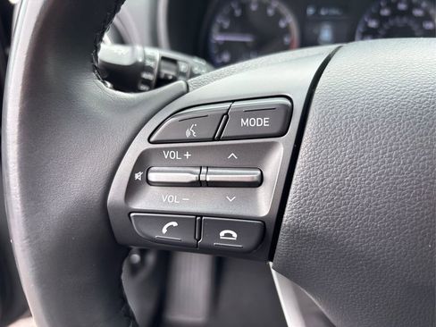 Used 2018 Hyundai Kona Limited image 27