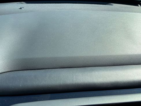 Used 2025 Nissan Pathfinder SV image 18