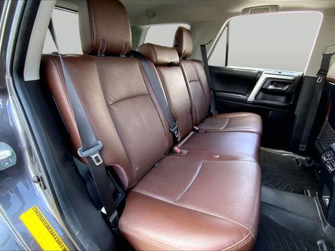Used 2021 Toyota 4Runner Limited AWD/4WD image 19