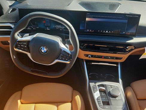 Used 2026 BMW 330i xDrive Sedan w/ Convenience Package AWD/4WD image 11