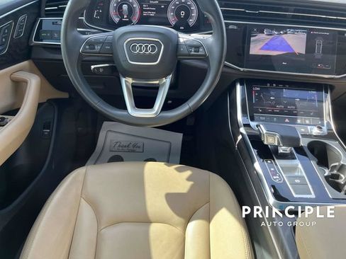 Used 2023 Audi Q8 Premium AWD/4WD image 29