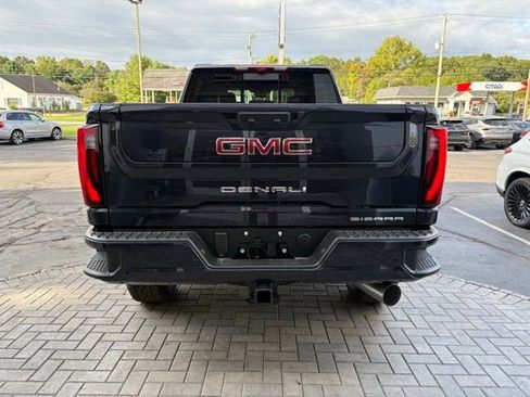 New 2026 GMC Sierra 3500 Denali w/ Denali Reserve Package image 9