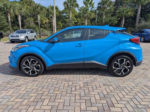 Certified 2019 Toyota C-HR XLE image 8