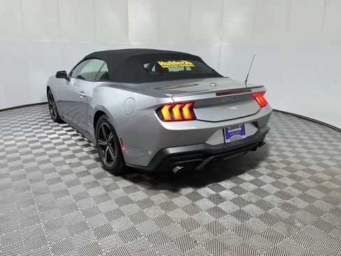 Used 2025 Ford Mustang Premium RWD image 6