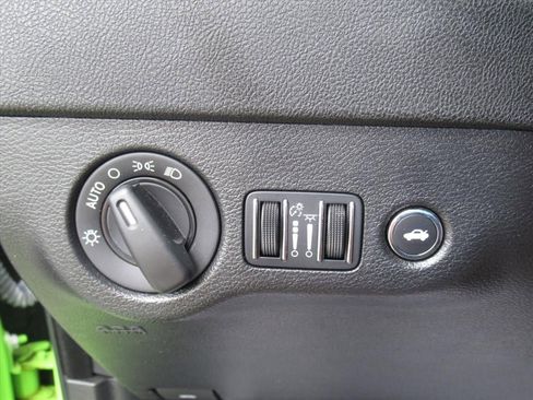 Used 2023 Dodge Charger R/T w/ Harman/Kardon Audio Group RWD image 22