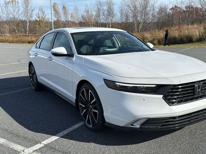 New 2025 Honda Accord Touring