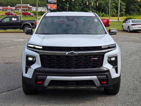 New 2026 Chevrolet Traverse Z71 w/ Enhanced Driving Package AWD/4WD image 17