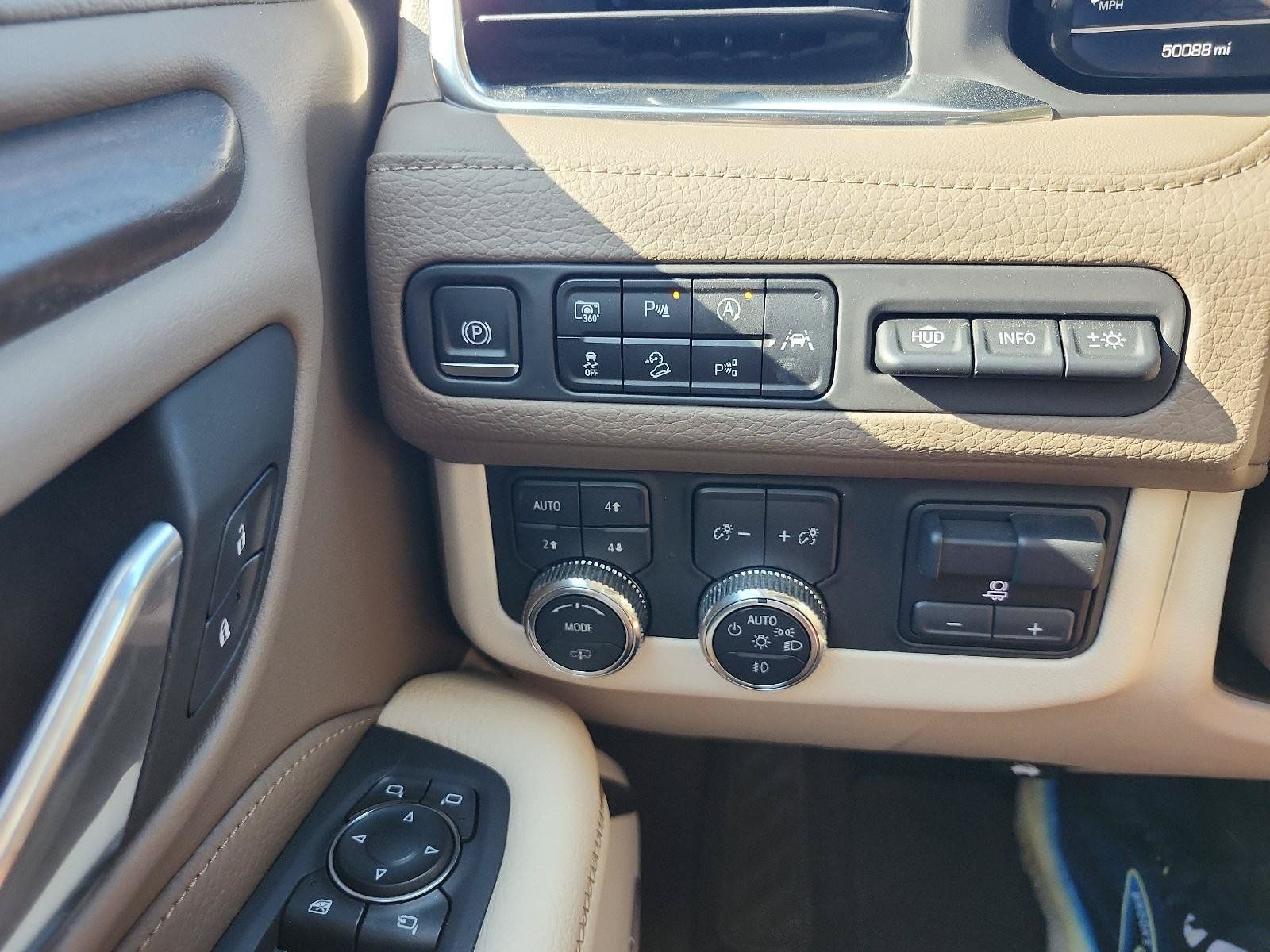 Used 2023 GMC Yukon Denali w/ Denali Reserve Package AWD/4WD image 23