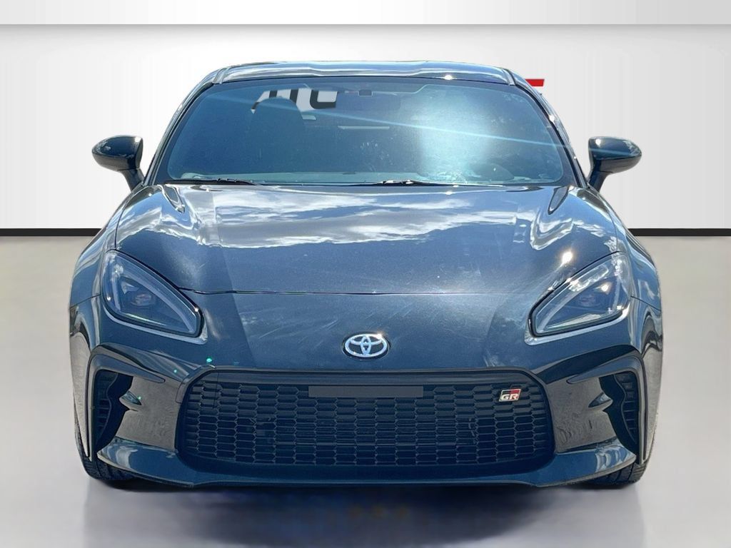 Used 2023 Toyota GR86 Premium RWD image 2