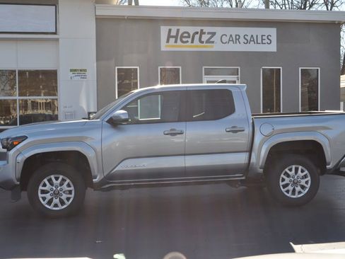 Used 2025 Toyota Tacoma 4x4 Double Cab image 18