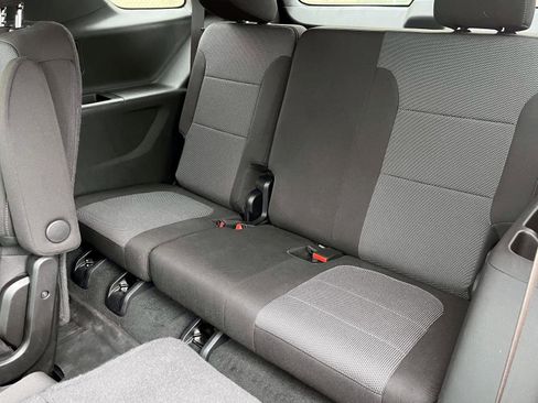 Certified 2023 Chevrolet Traverse LT image 10