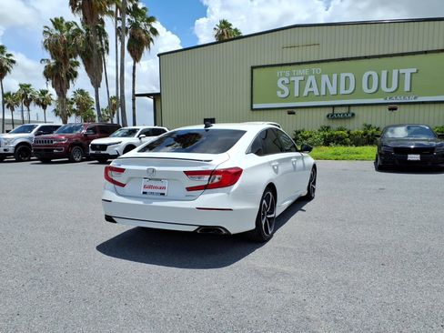Used 2022 Honda Accord Sport image 8