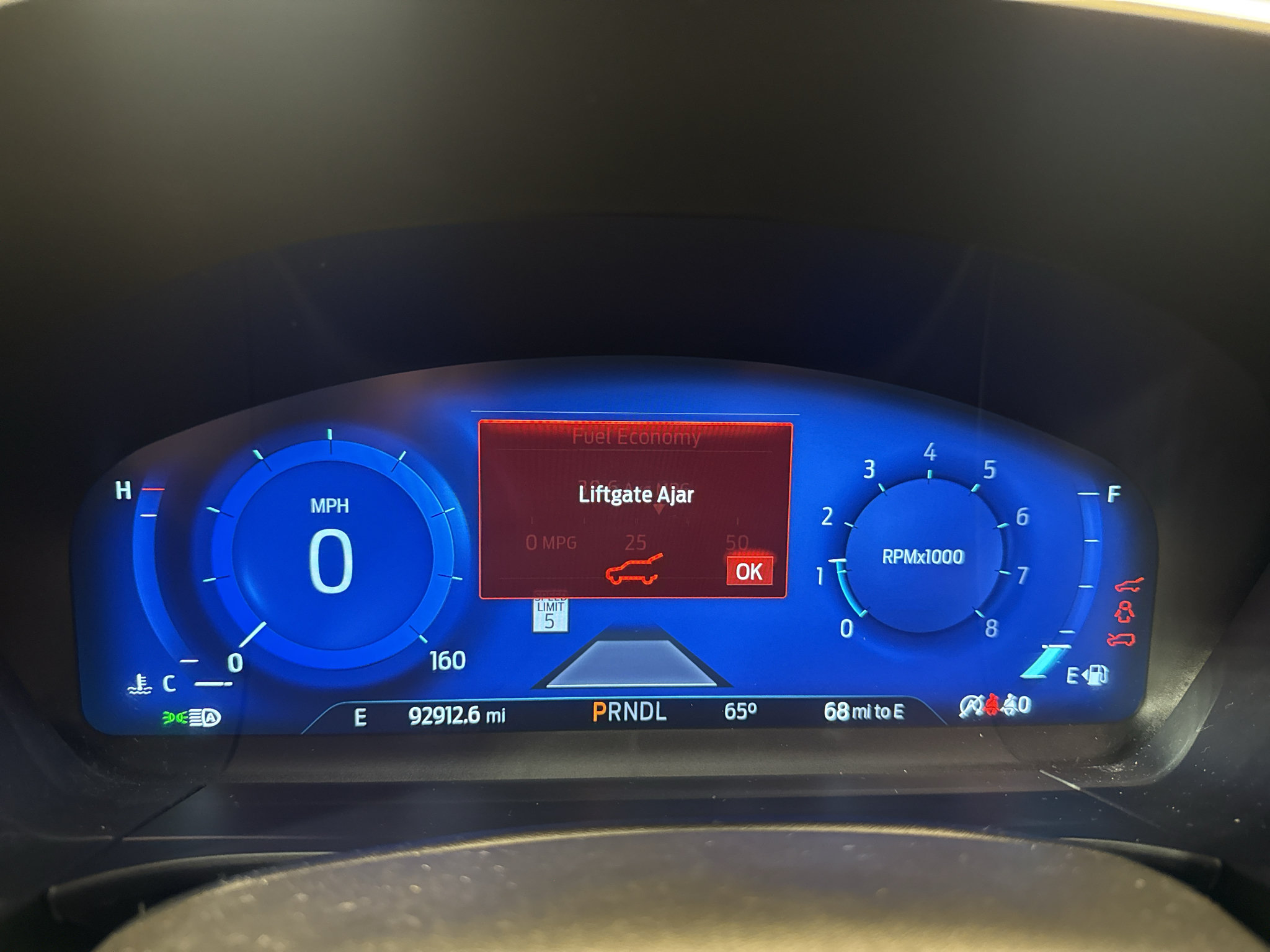 Used 2021 Ford Escape Titanium AWD/4WD image 18