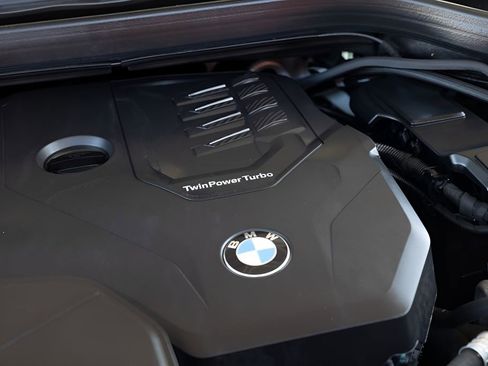 Used 2023 BMW X4 xDrive30i w/ M Sport Package AWD/4WD image 93