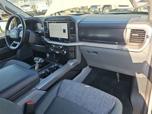 Used 2023 Ford F150 Lightning XLT image 28