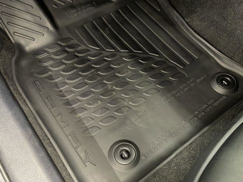 Used 2024 Toyota Camry LE image 10