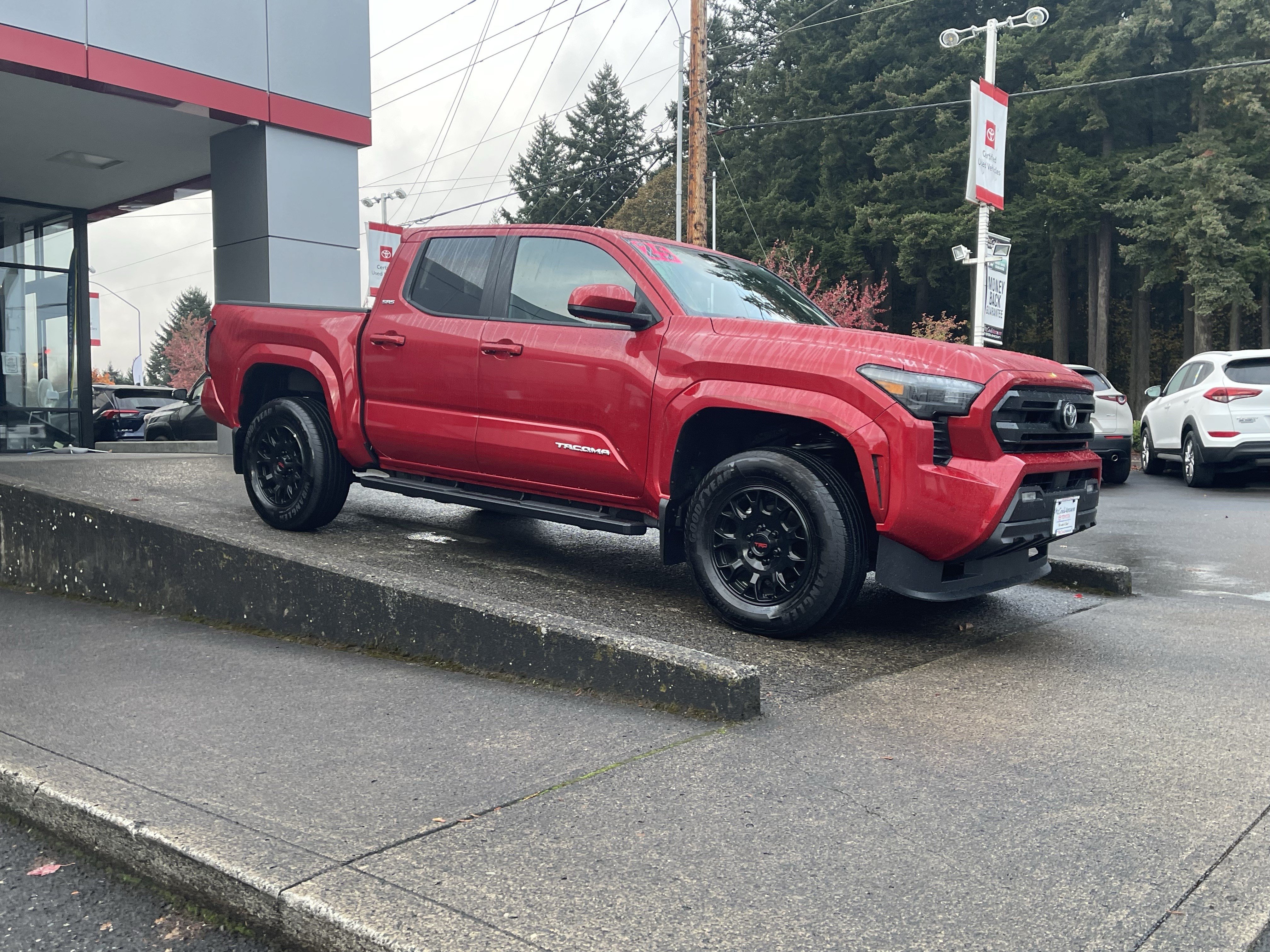 Used 2025 Toyota Tacoma SR5 AWD/4WD 360° Tour