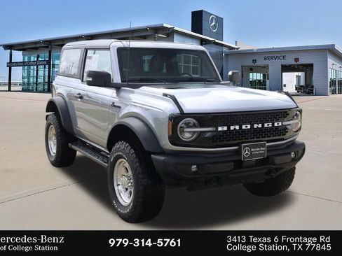 Used 2022 Ford Bronco Wildtrak AWD/4WD image 3