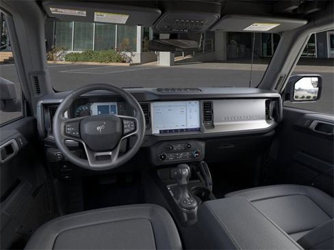 New 2025 Ford Bronco Badlands image 9