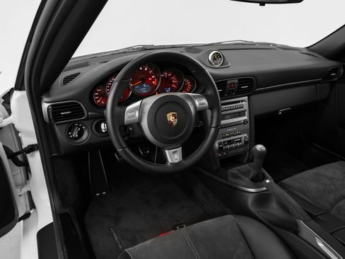 Used 2007 Porsche 911 GT3 image 32
