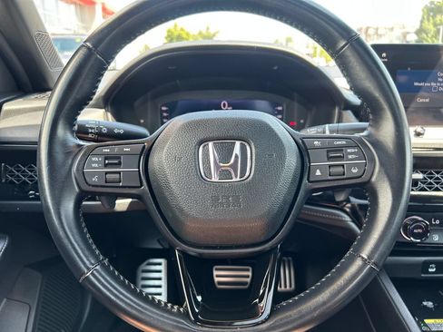 Used 2025 Honda Accord Sport image 17