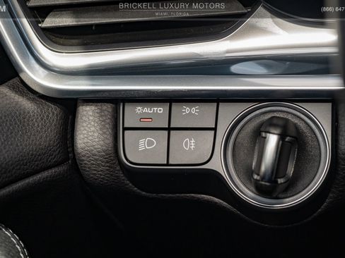 Used 2022 Porsche Panamera 4S image 30