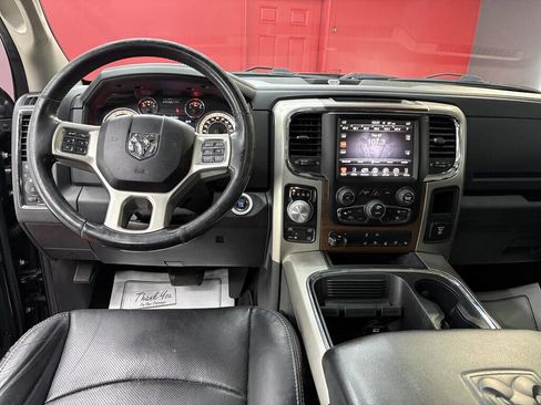 Used 2016 RAM 1500 Laramie w/ Convenience Group image 14