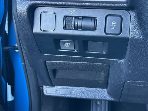 Used 2016 Subaru Crosstrek 2.0i Limited w/ Popular Package #2 image 29